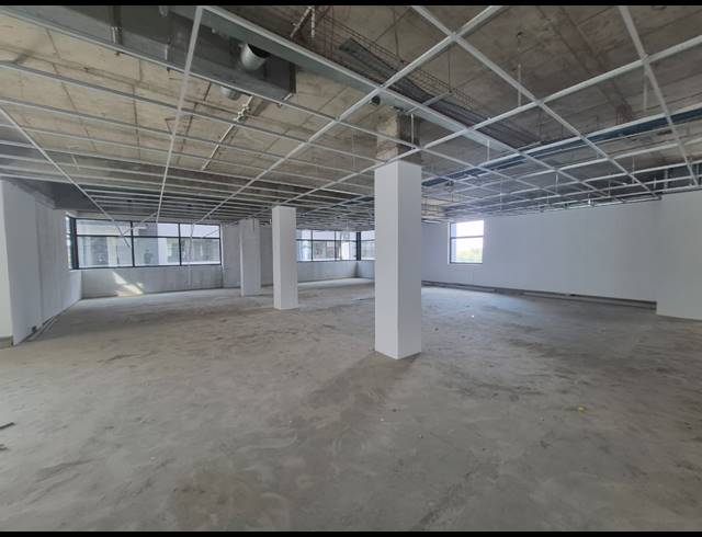 1,679M² OFFICE TO LET IN SANDTON CENTRAL